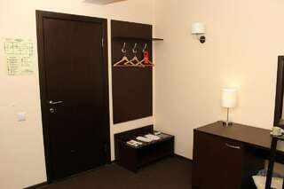 Гостиница Островский Казань Улучшенный двухместный номер с 1 кроватью-2