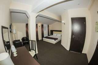 Гостиница Островский Казань Улучшенный двухместный номер с 1 кроватью-1