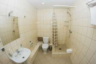 Гостиница Островский Казань Трехместный номер-6