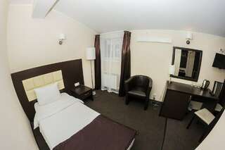 Гостиница Островский Казань Трехместный номер-2